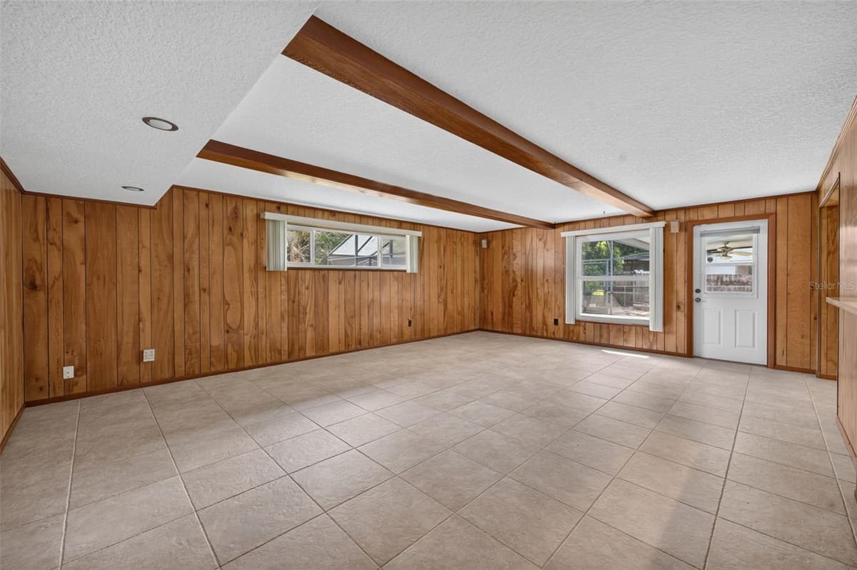 2641 CARVELL COURT — photo 17 of 38