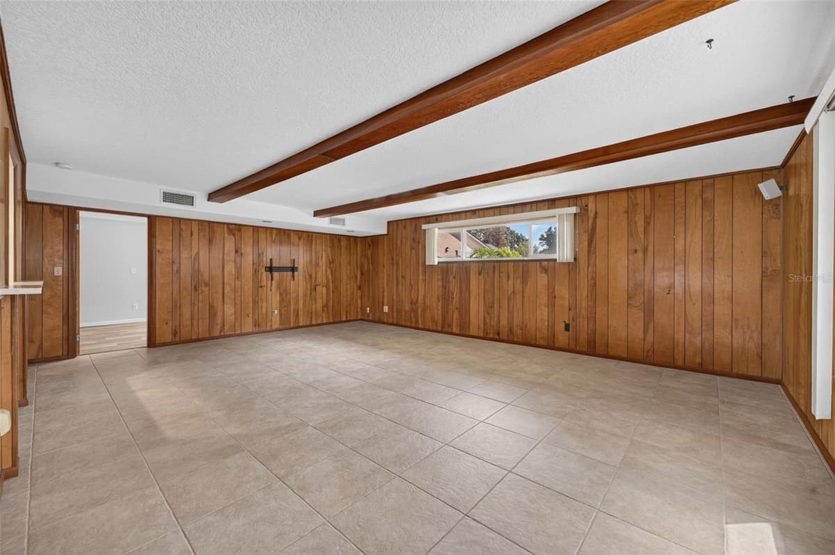 2641 CARVELL COURT — photo 16 of 38