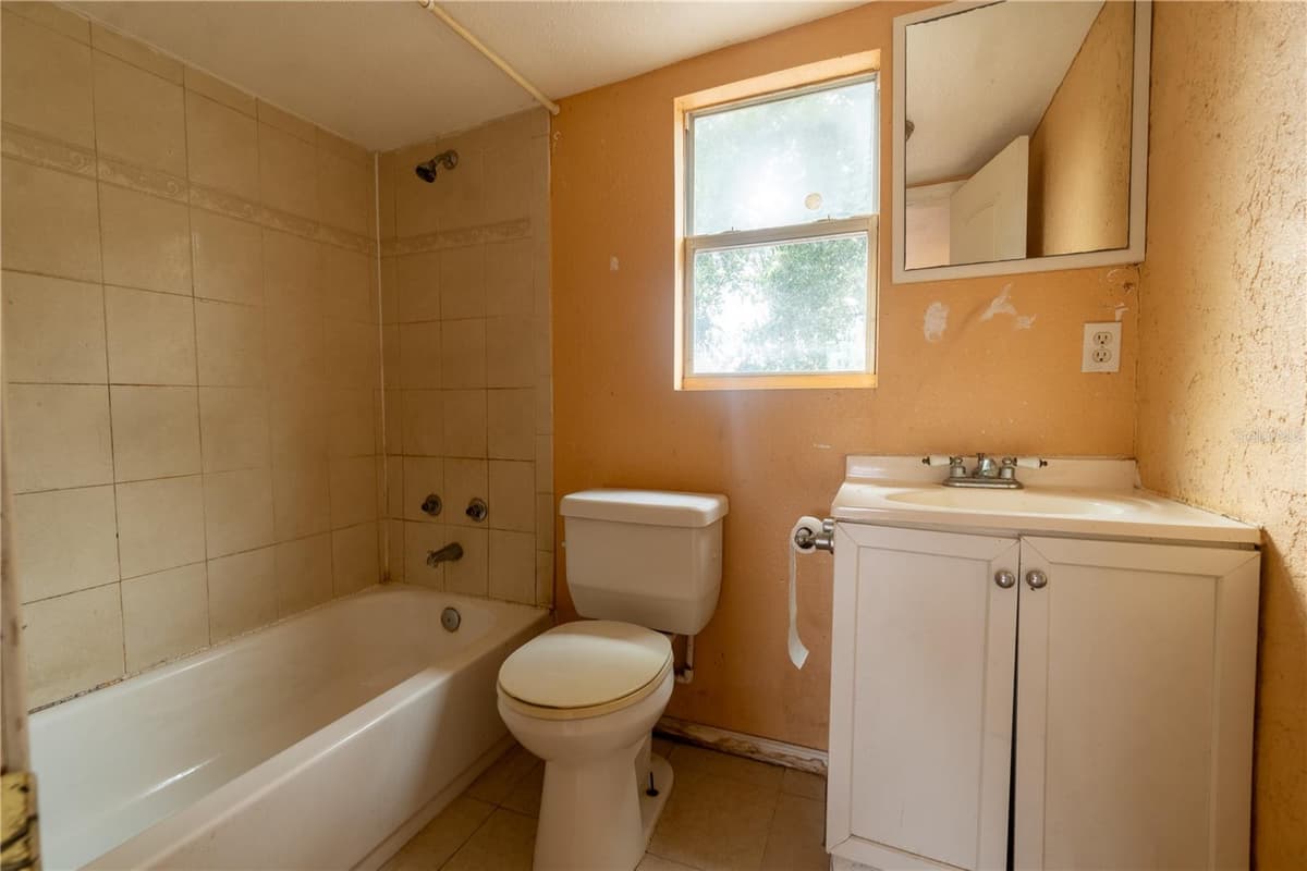 2227 BENSON STREET — photo 37 of 40