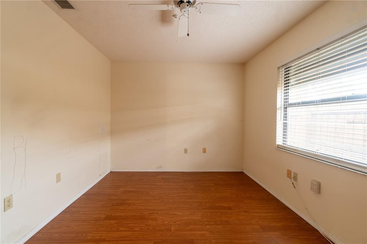 2227 BENSON STREET — photo 19 of 40