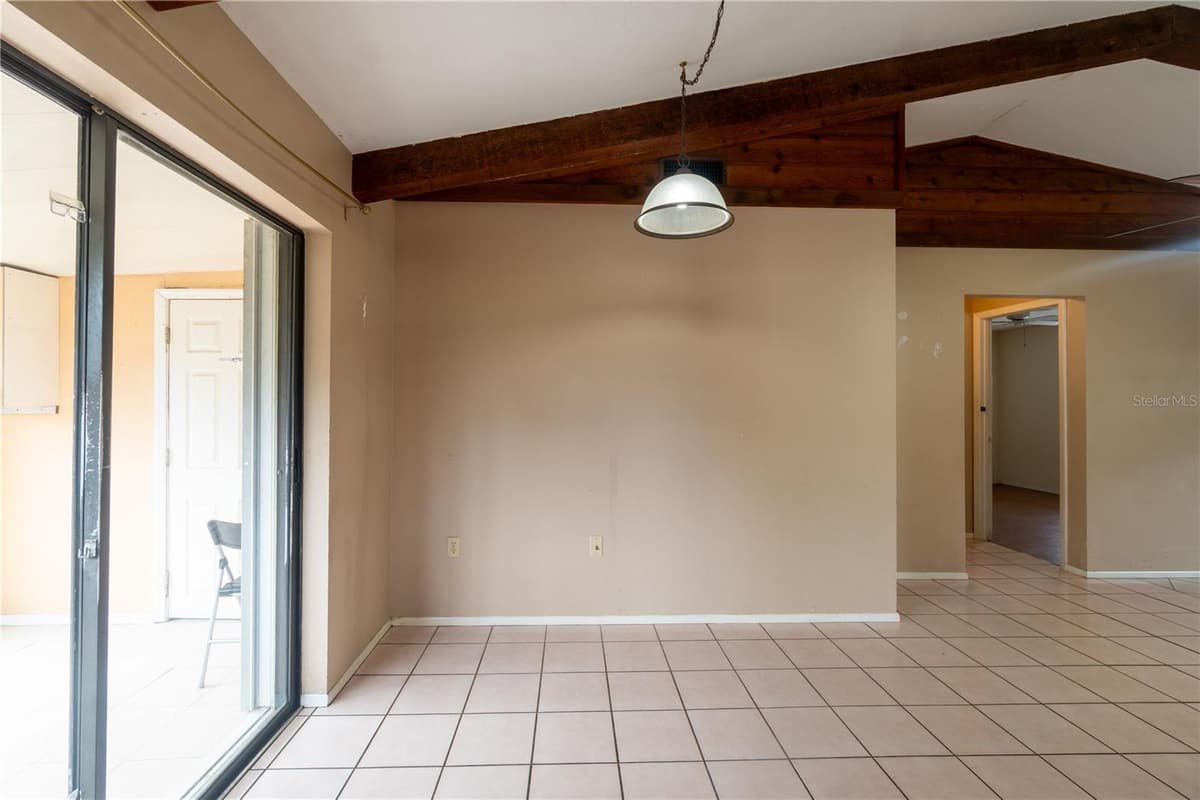 2227 BENSON STREET — photo 13 of 40