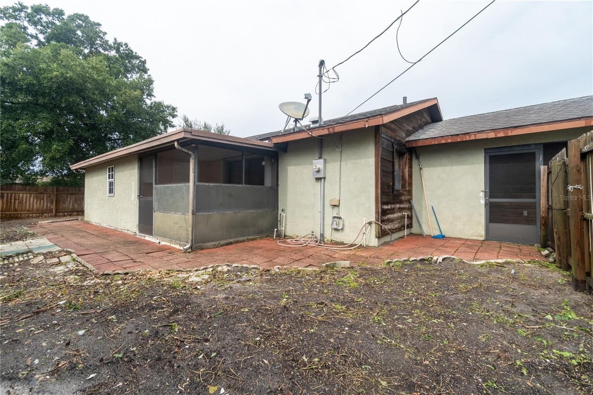 2227 BENSON STREET — photo 33 of 40