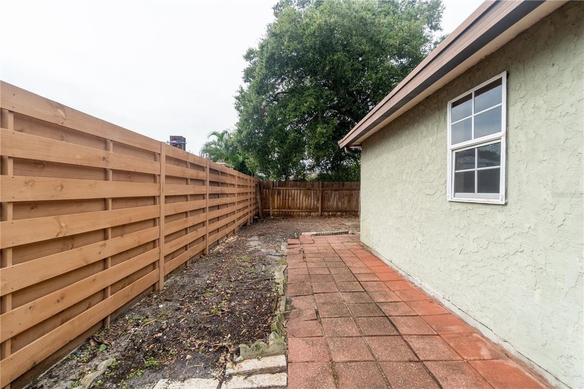 2227 BENSON STREET — photo 29 of 40