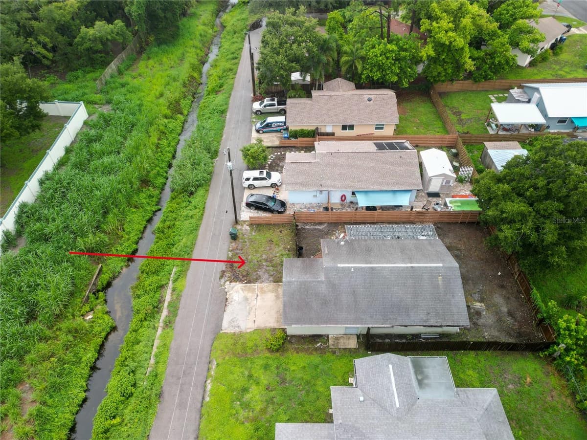 2227 BENSON STREET — photo 39 of 40