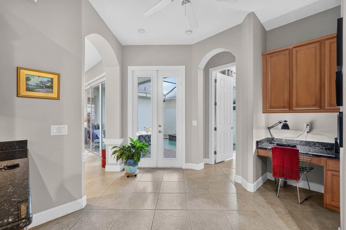 3434 TORRE BOULEVARD — photo 10 of 56
