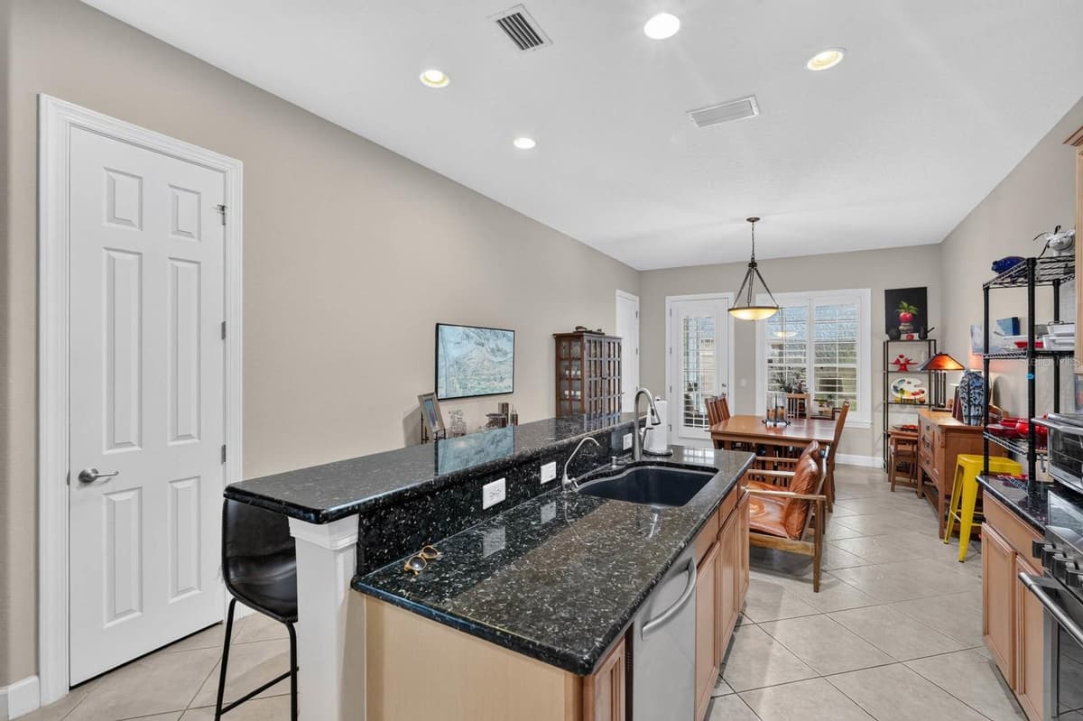 3434 TORRE BOULEVARD — photo 22 of 56