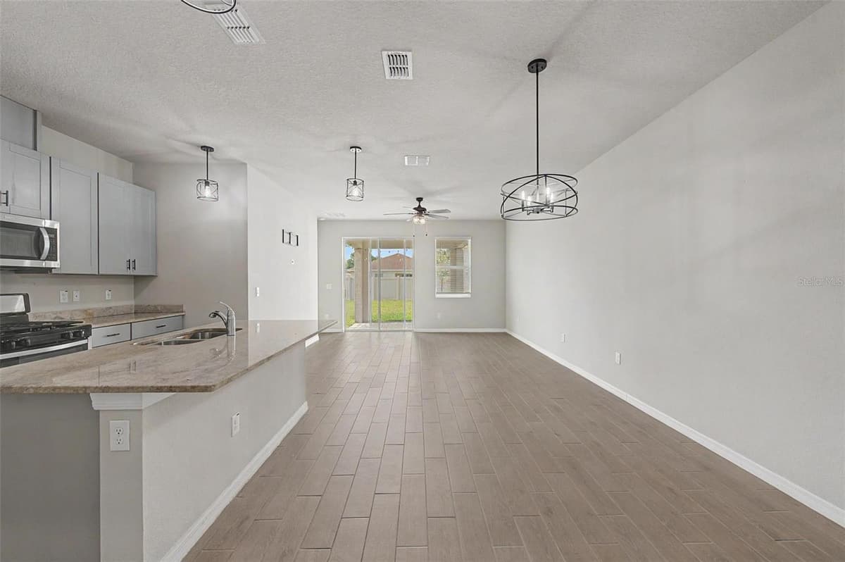 5435 BUNGALOW GROVE COURT — photo 15 of 54