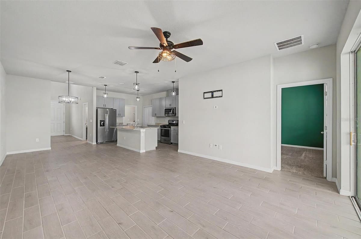 5435 BUNGALOW GROVE COURT — photo 10 of 54