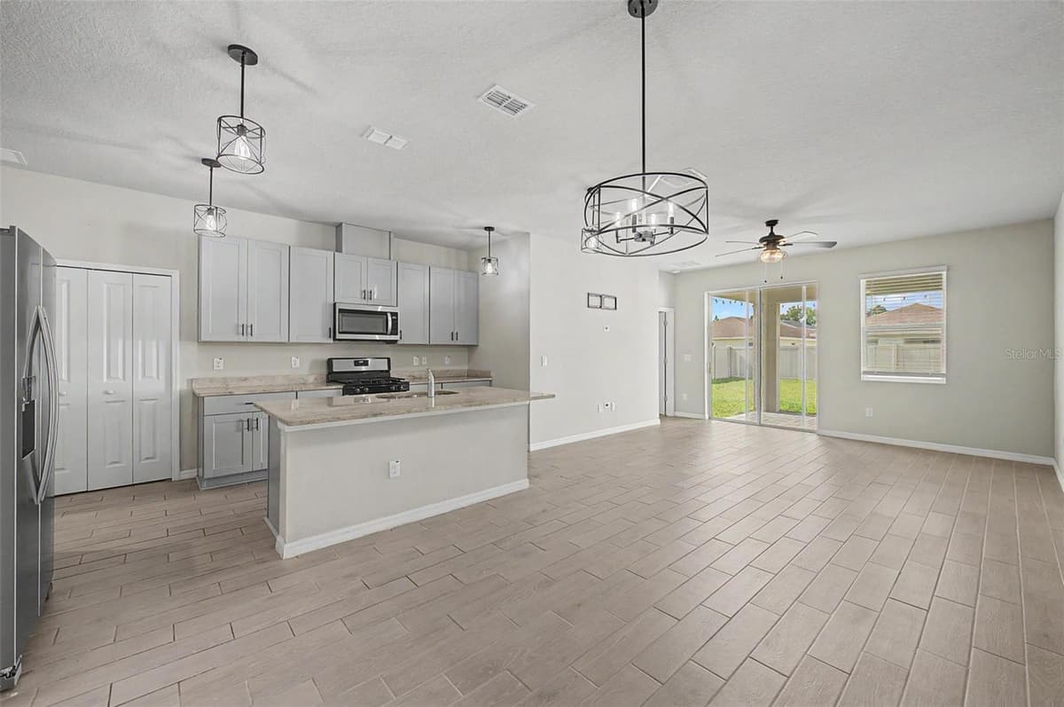 5435 BUNGALOW GROVE COURT — photo 14 of 54