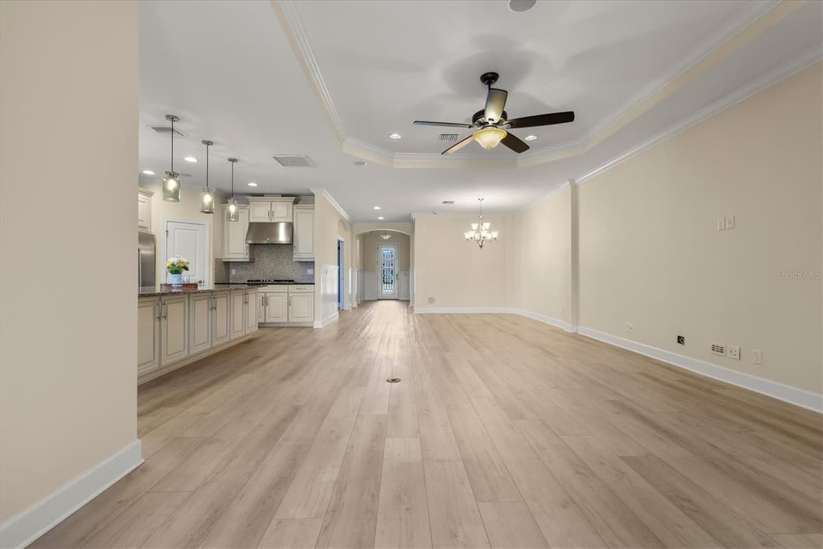 12749 FONTANA LOOP — photo 15 of 75