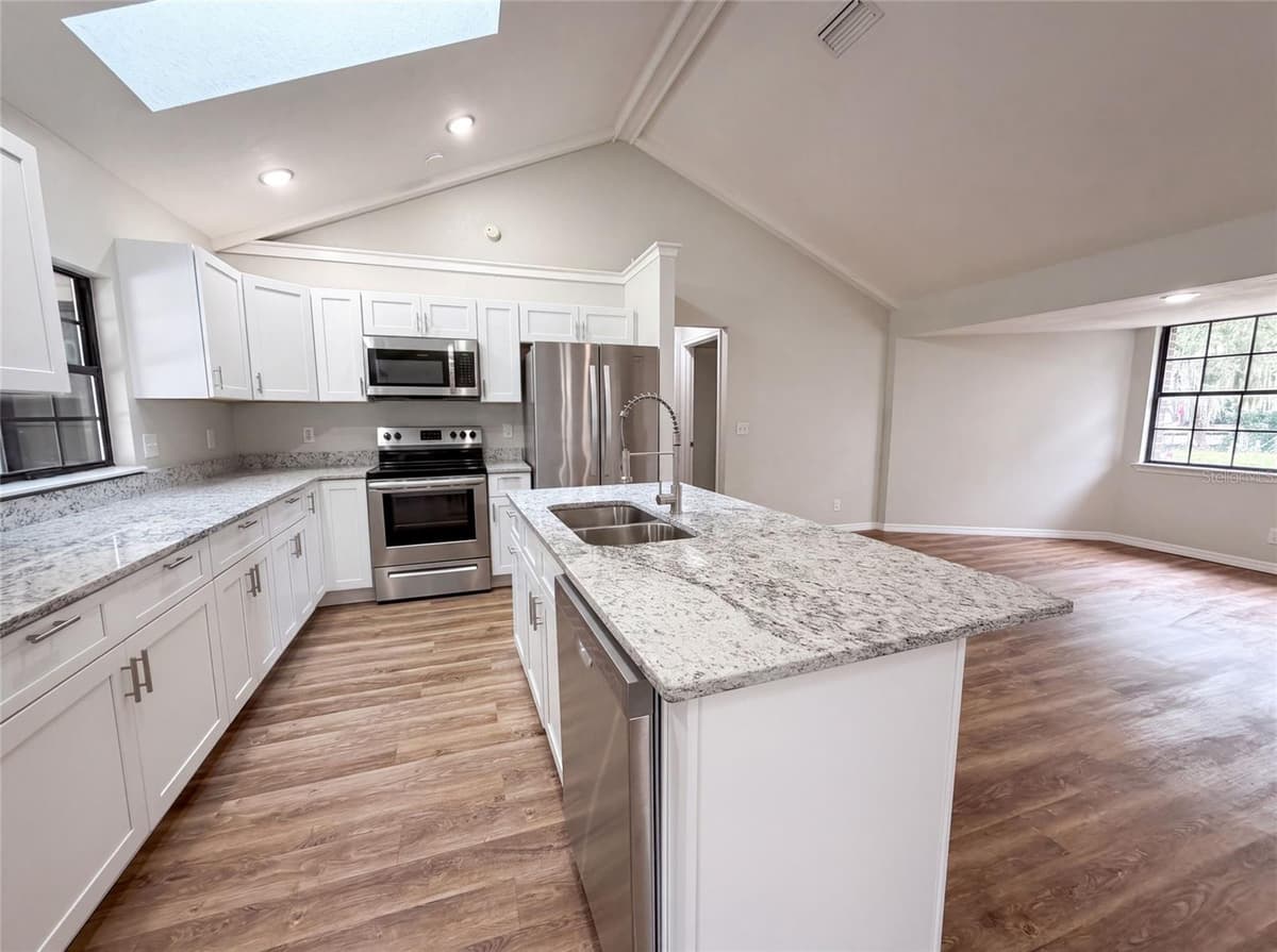5082 31ST STREET — photo 34 of 52