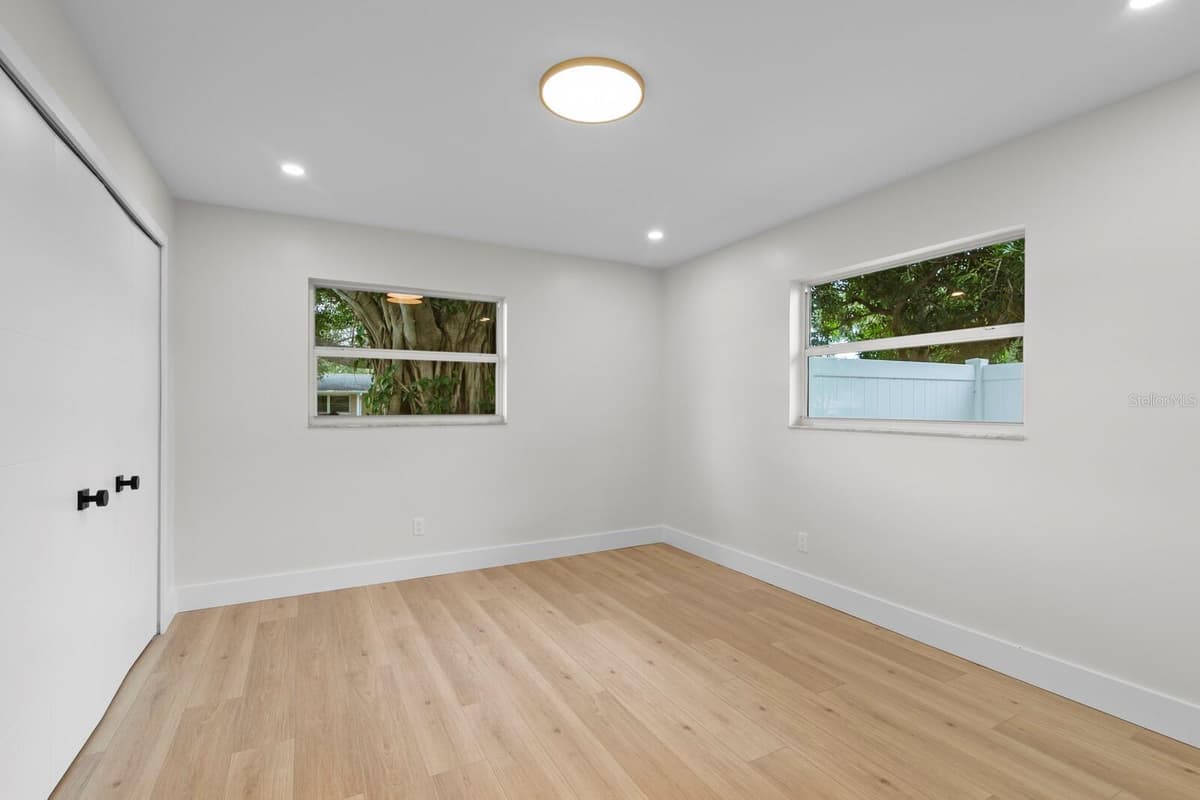 6795 14TH STREET — photo 18 of 24