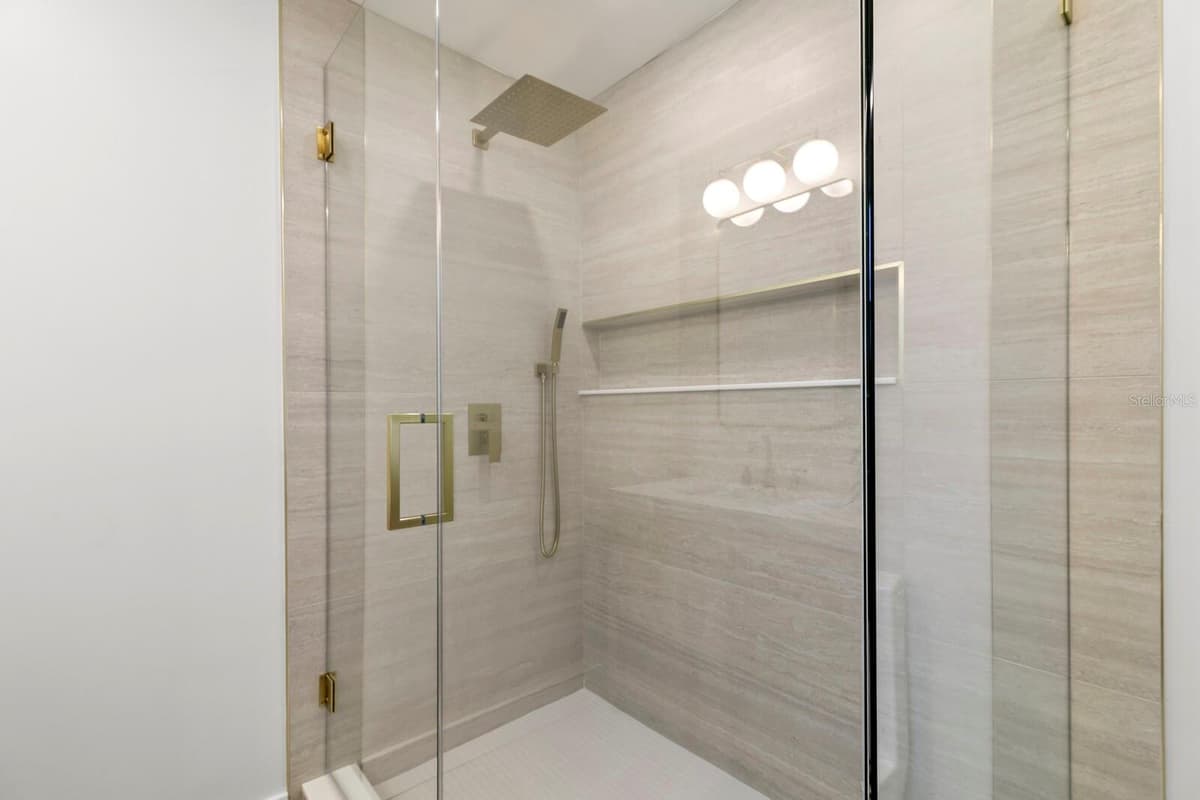 6795 14TH STREET — photo 17 of 24