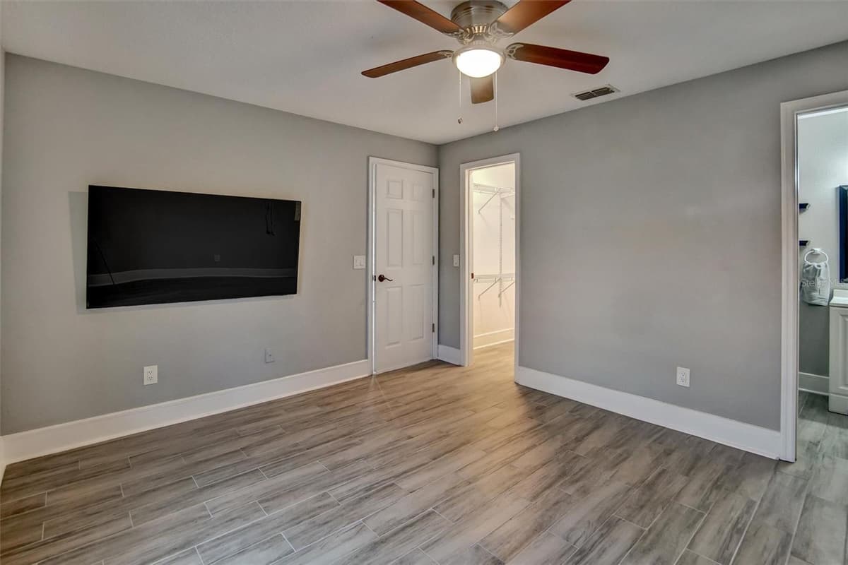 2728 COURTLAND BOULEVARD — photo 17 of 24
