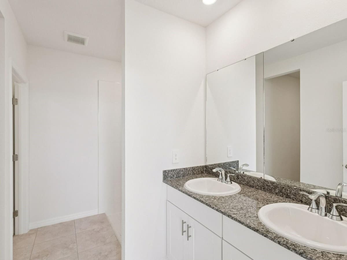 729 IMPALA ROAD — photo 6 of 9