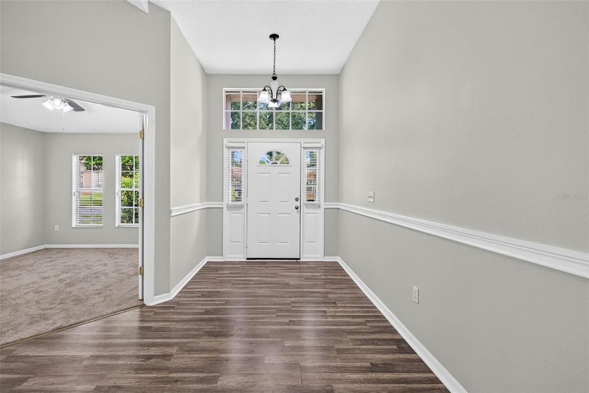 2605 VALENCIA GROVE DRIVE — photo 5 of 50