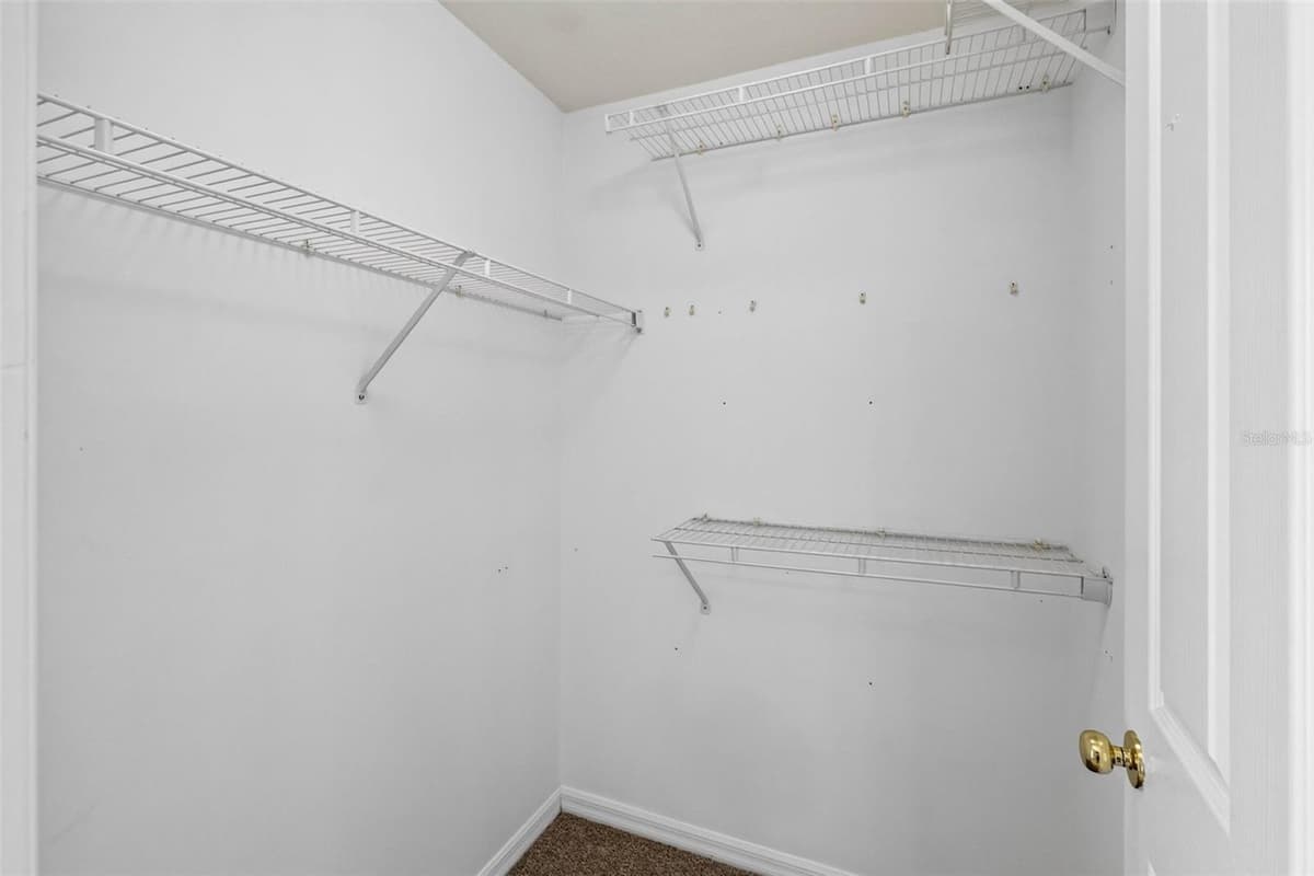 2605 VALENCIA GROVE DRIVE — photo 29 of 50