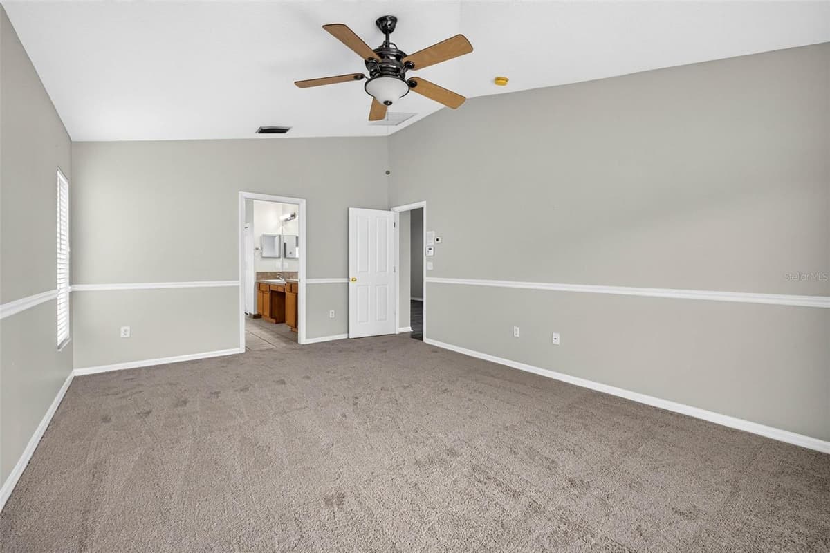 2605 VALENCIA GROVE DRIVE — photo 28 of 50