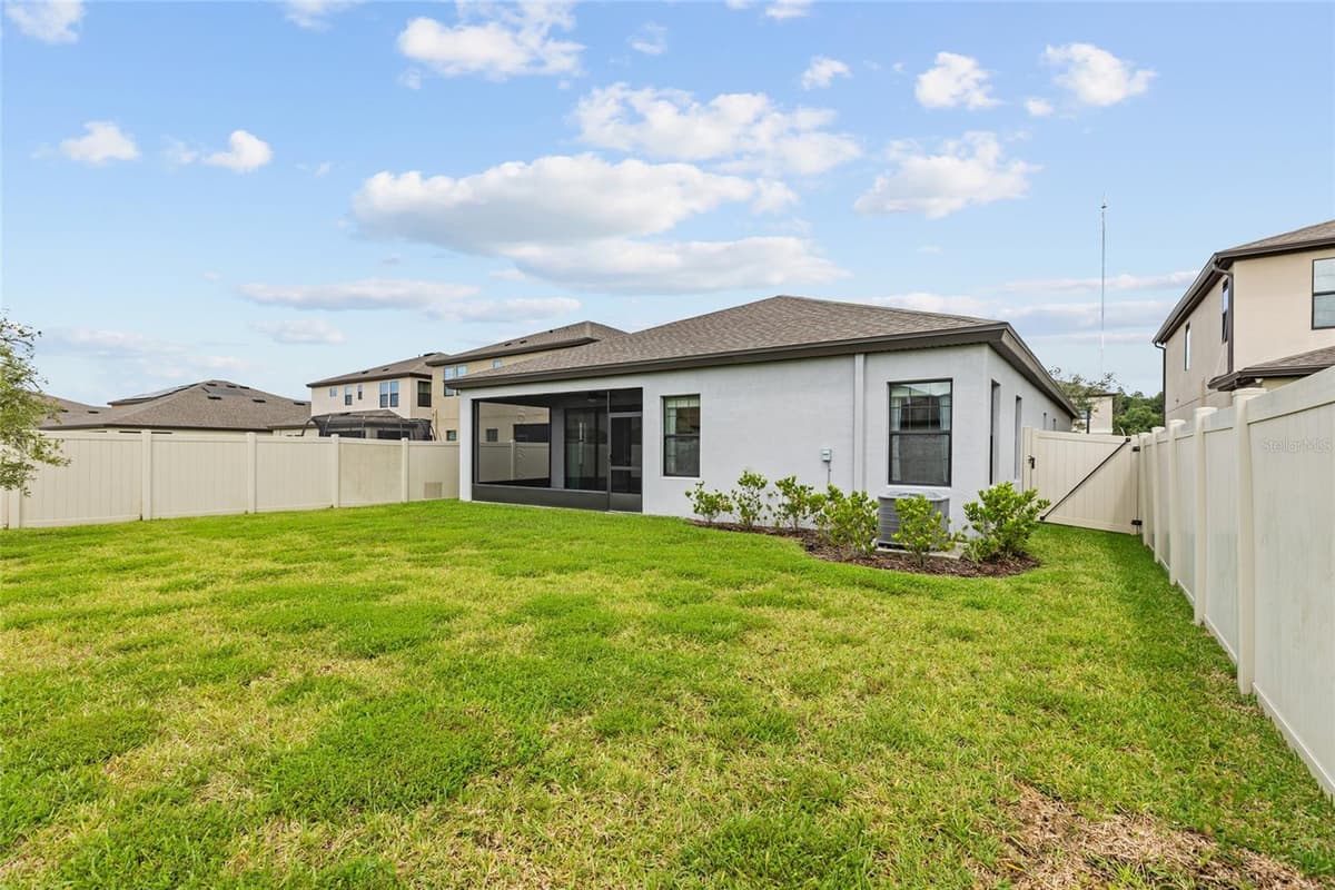 12646 SHETLAND WALK DRIVE — photo 33 of 39