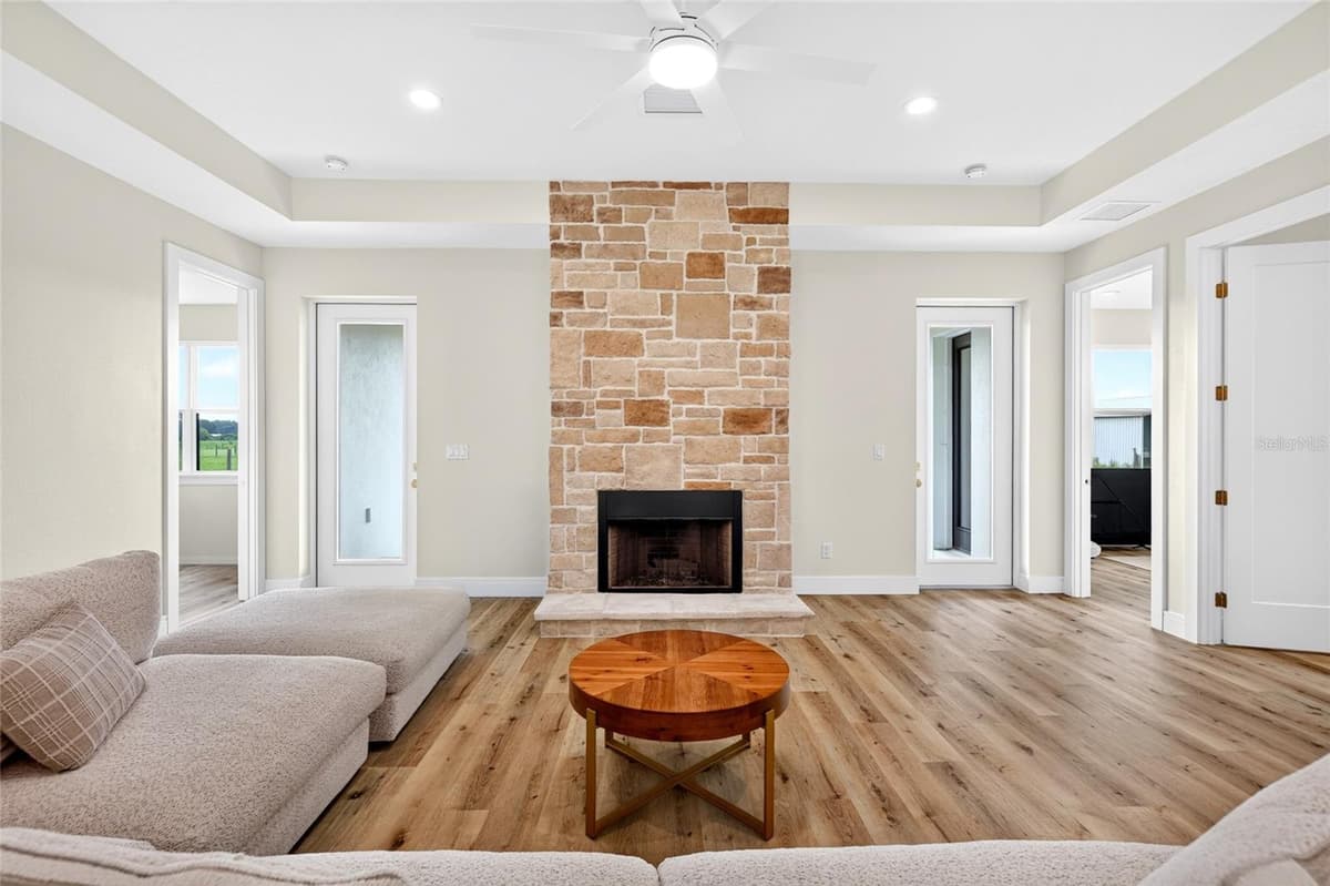 7309 BUSTED OAKS WAY — photo 20 of 57