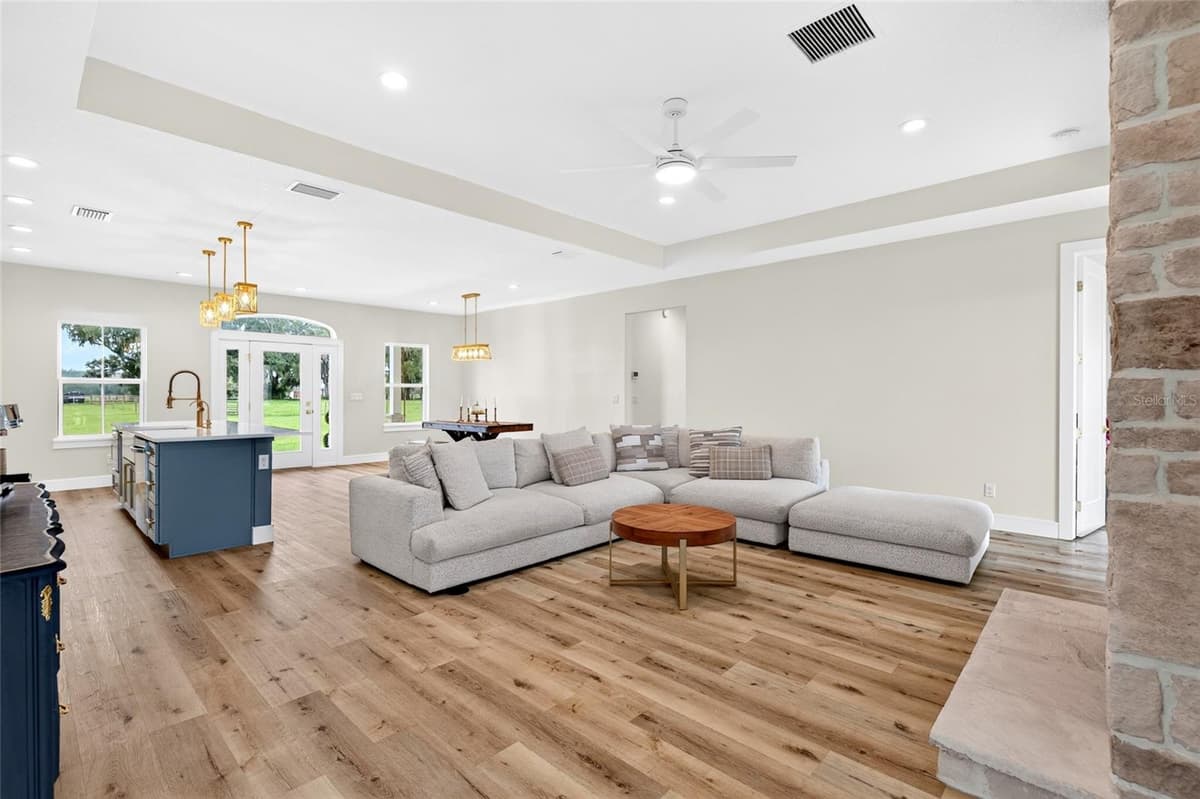 7309 BUSTED OAKS WAY — photo 18 of 57