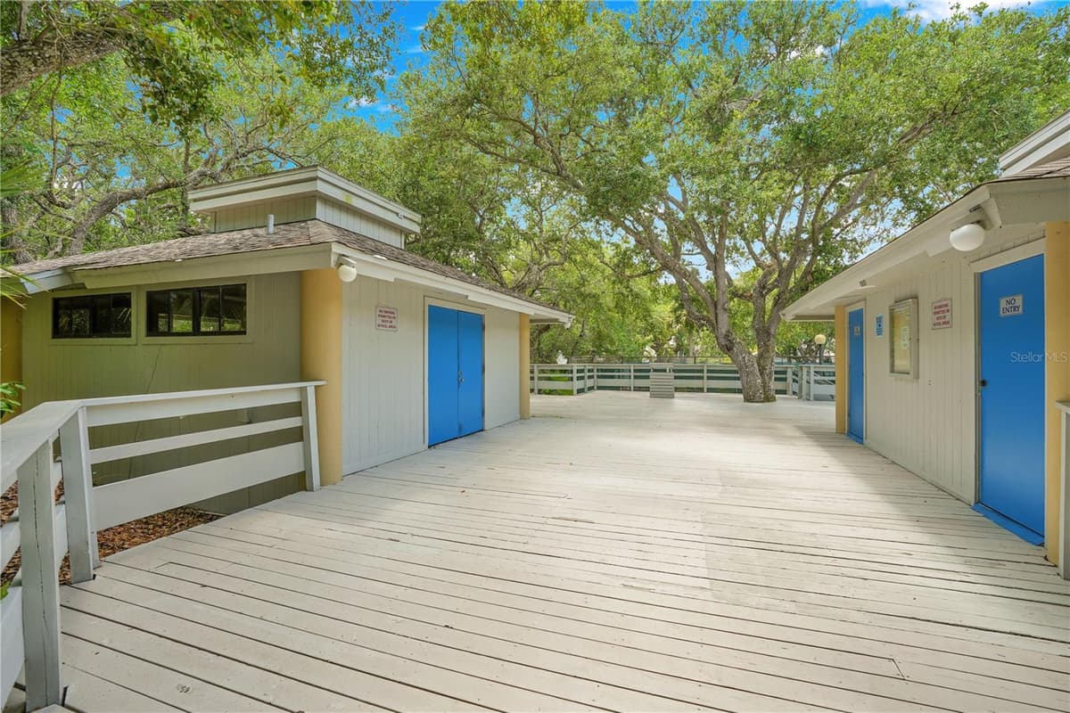 4229 SEA MIST DRIVE — photo 34 of 35