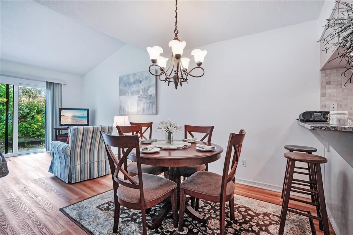4229 SEA MIST DRIVE — photo 10 of 35