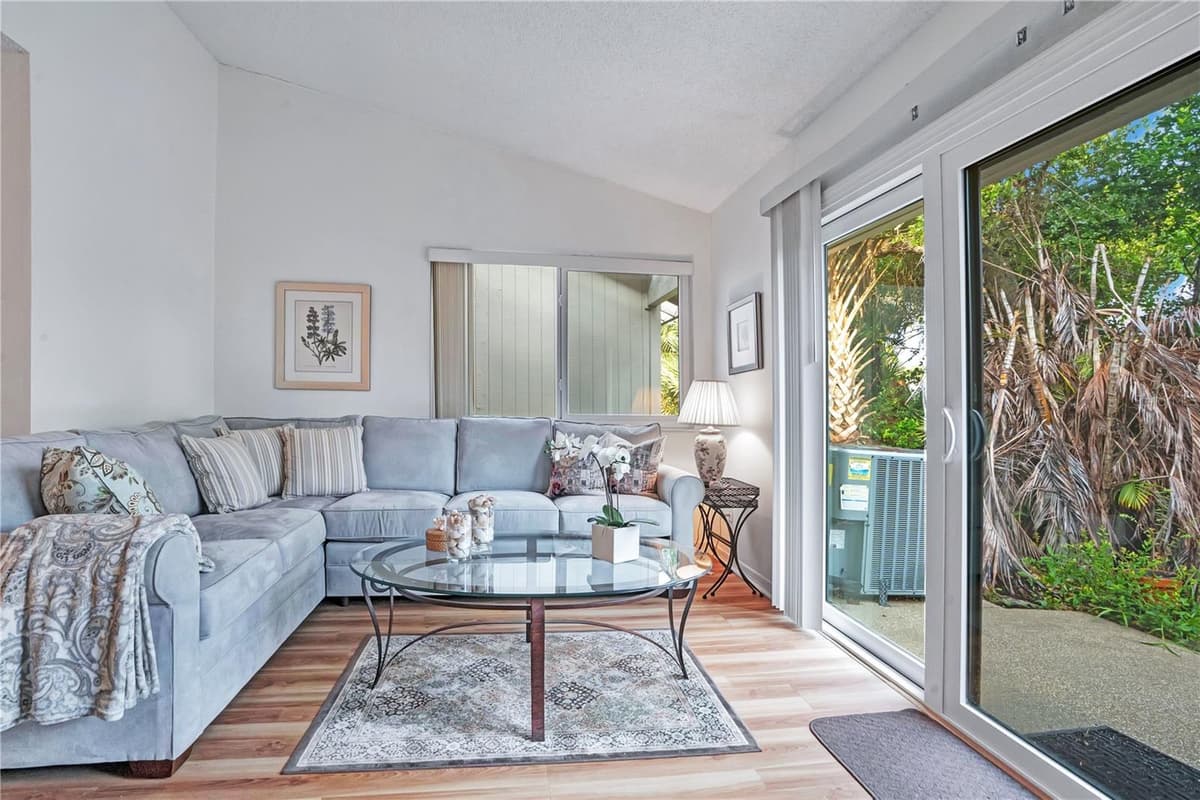 4229 SEA MIST DRIVE — photo 12 of 35