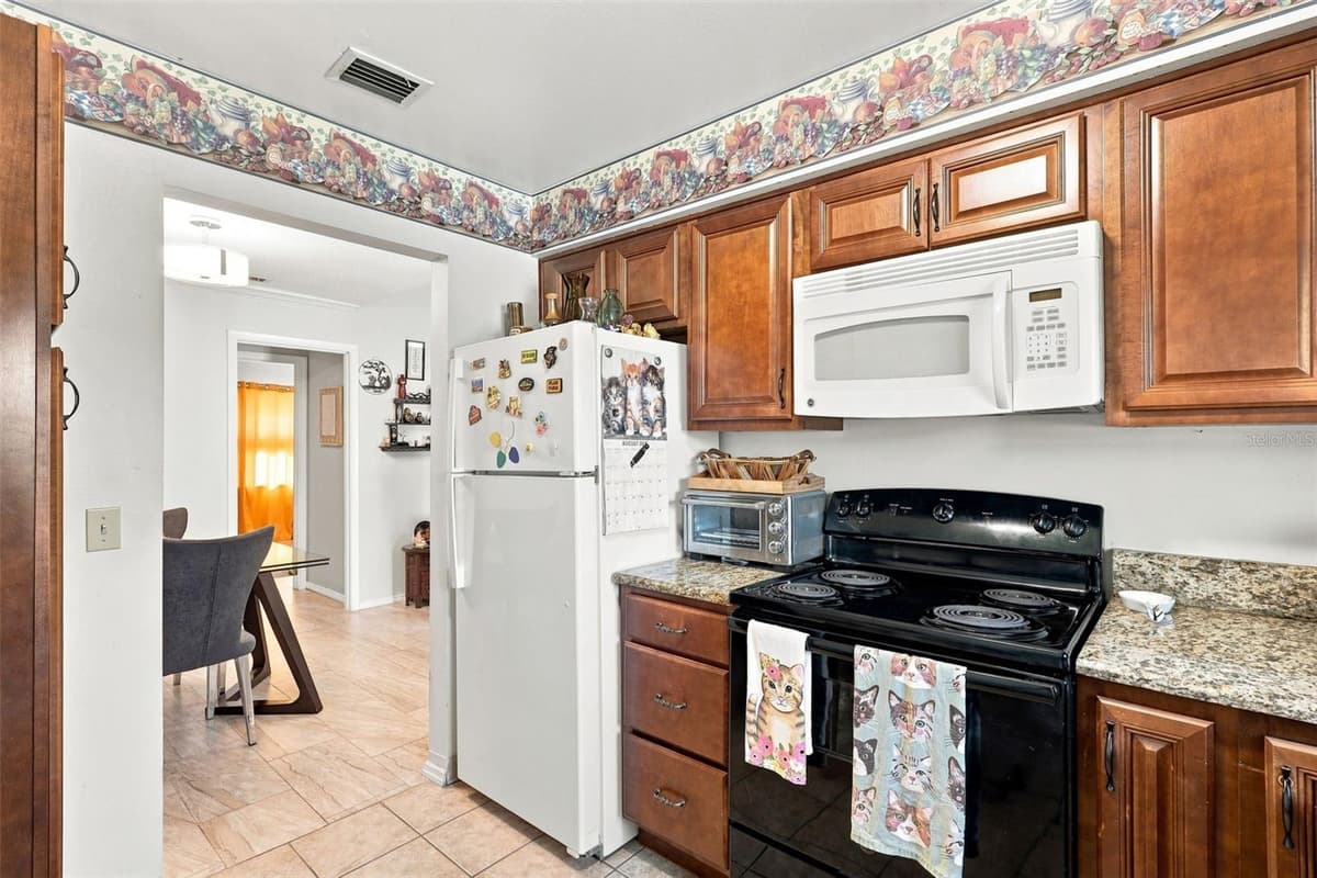 430 WINDMEADOWS STREET — photo 15 of 23