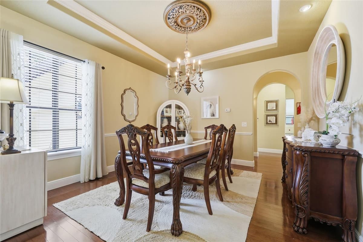 315 BLUE WATER EDGE DRIVE — photo 14 of 60