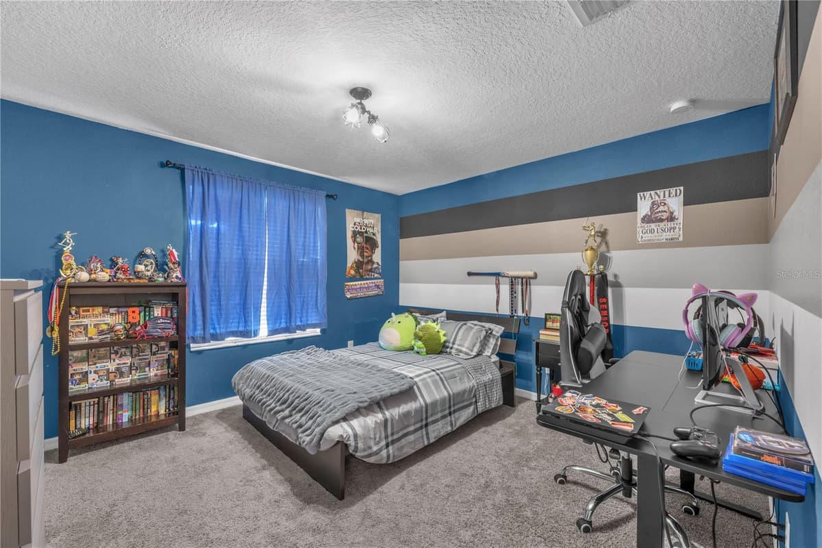 10921 RAINBOW PYRITE DRIVE — photo 22 of 37