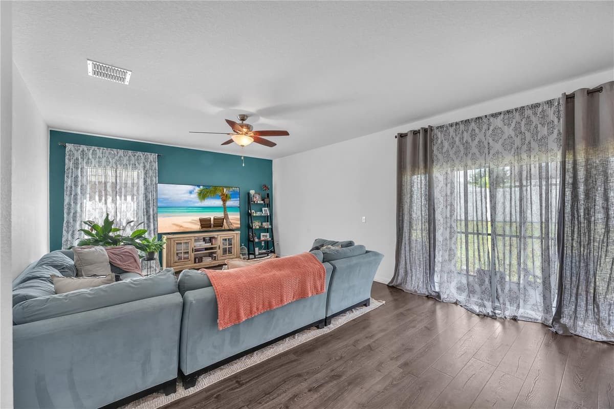10921 RAINBOW PYRITE DRIVE — photo 12 of 37