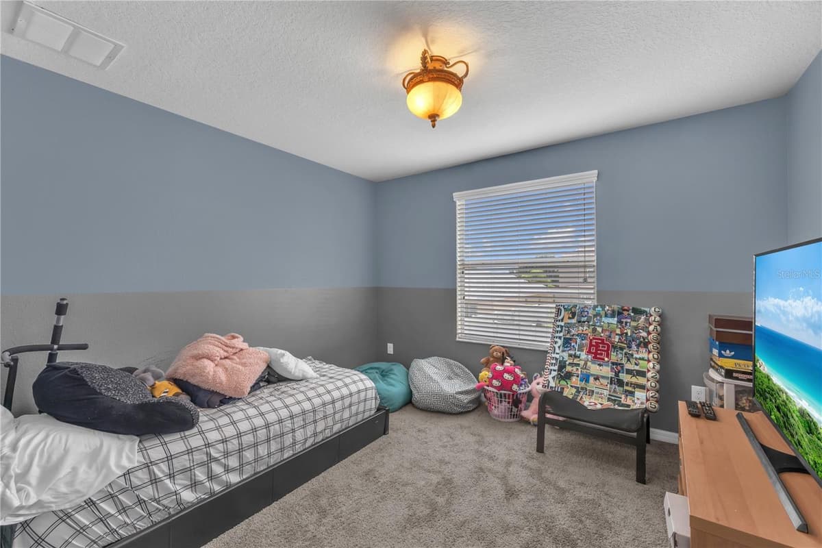 10921 RAINBOW PYRITE DRIVE — photo 21 of 37