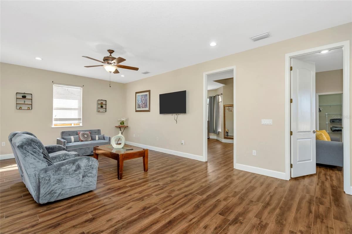 10806 PEREZ DRIVE — photo 21 of 66