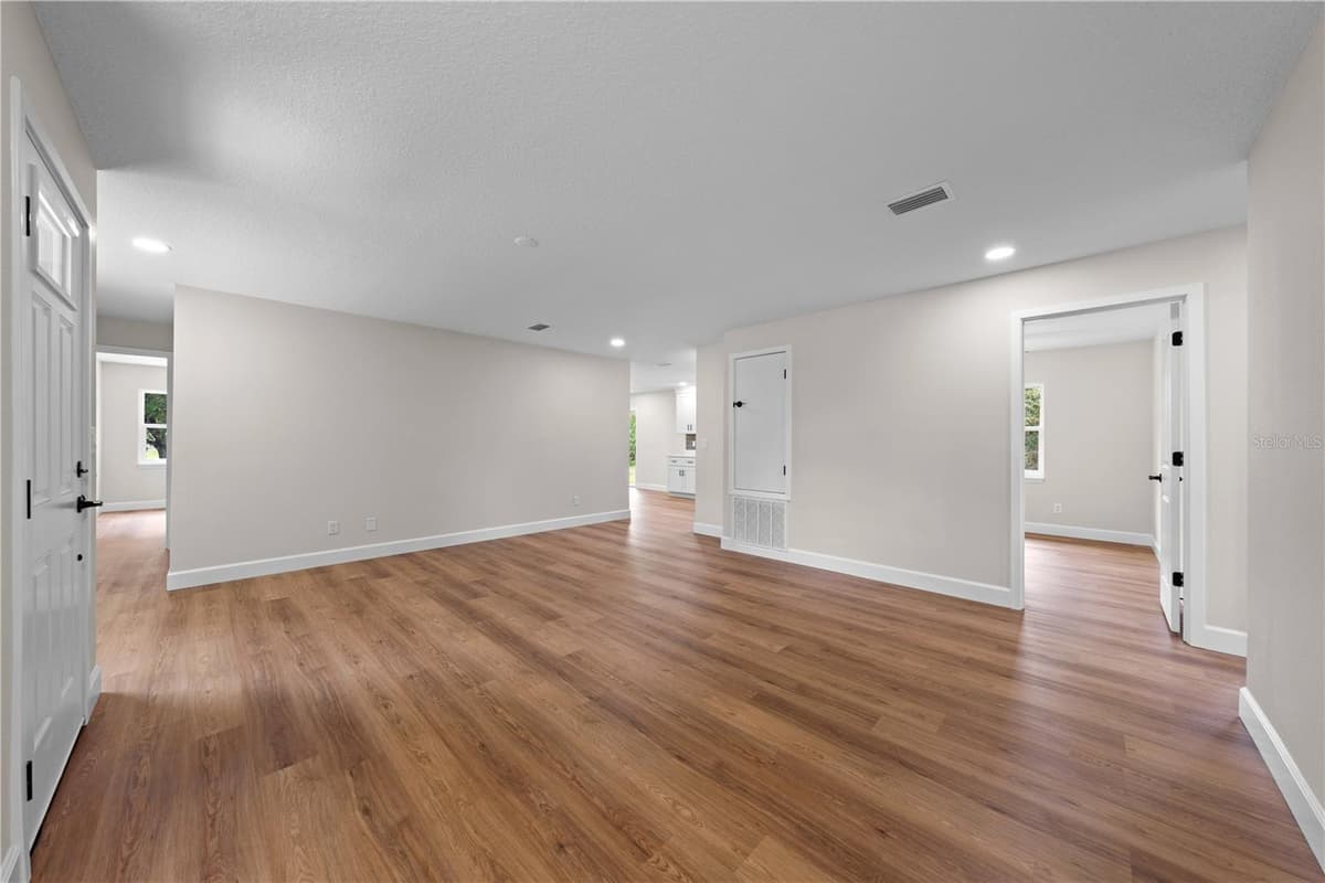 4279 HENRY J AVE — photo 10 of 55