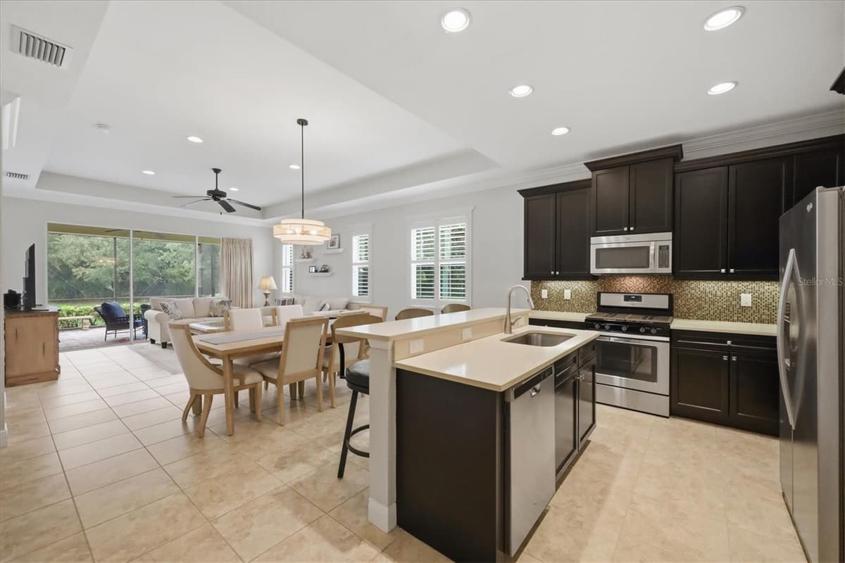 2905 TRUSTEE AVENUE — photo 8 of 51