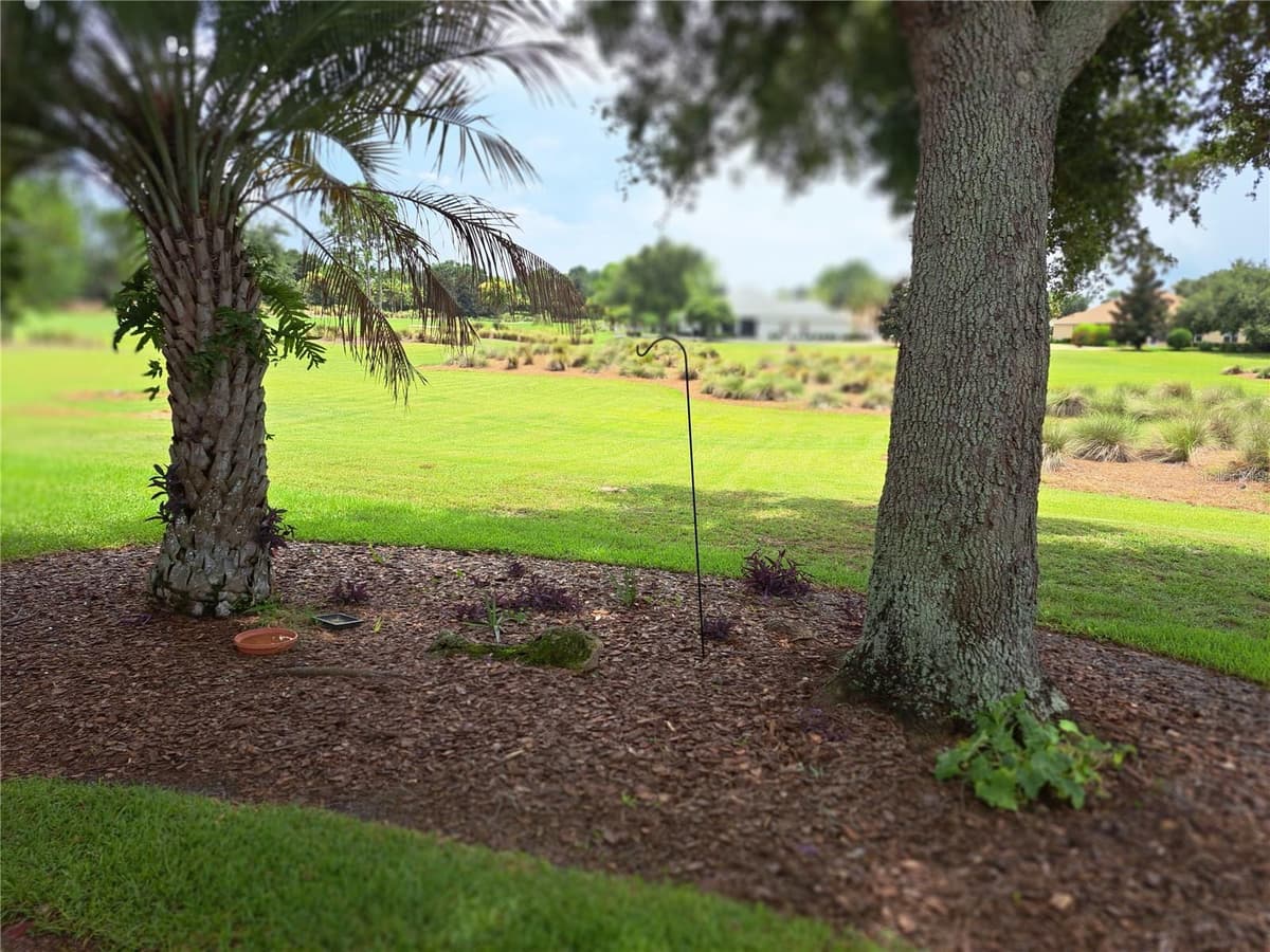 8779 83RD CIRCLE — photo 9 of 33