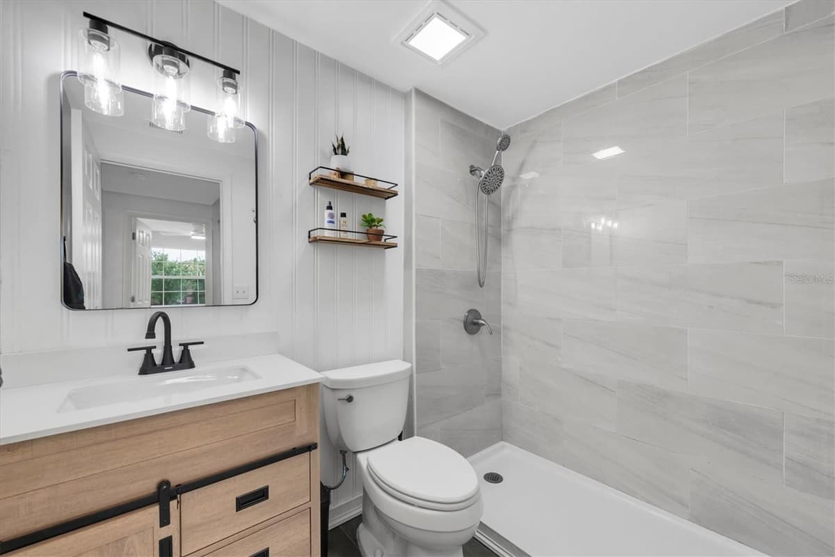 650 TIMBER BAY CIRCLE — photo 15 of 43