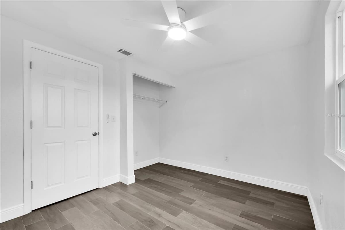 650 TIMBER BAY CIRCLE — photo 22 of 43