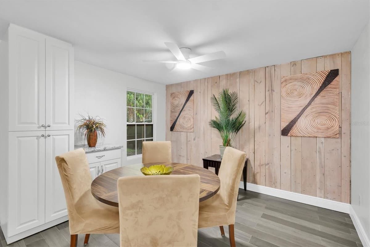 650 TIMBER BAY CIRCLE — photo 14 of 43