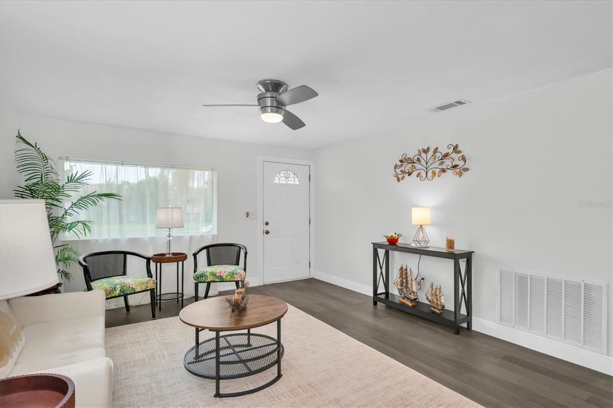 650 TIMBER BAY CIRCLE — photo 5 of 43