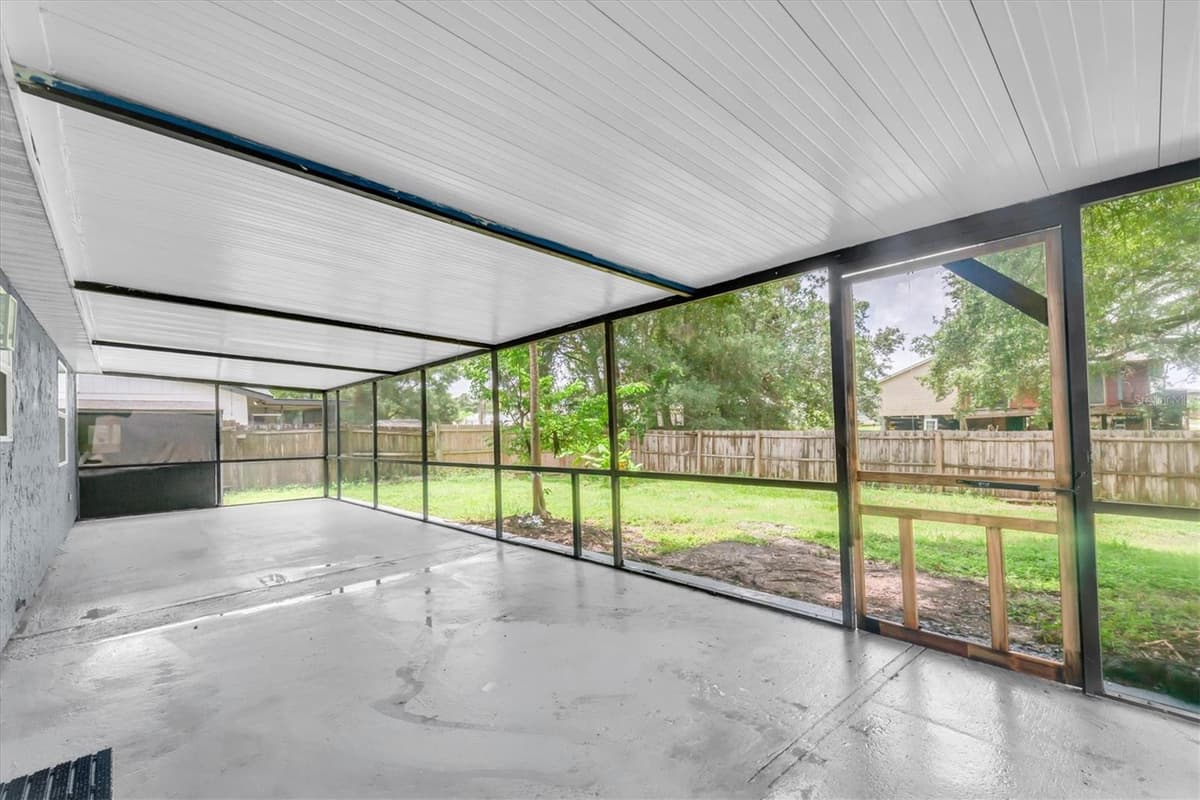 650 TIMBER BAY CIRCLE — photo 24 of 43