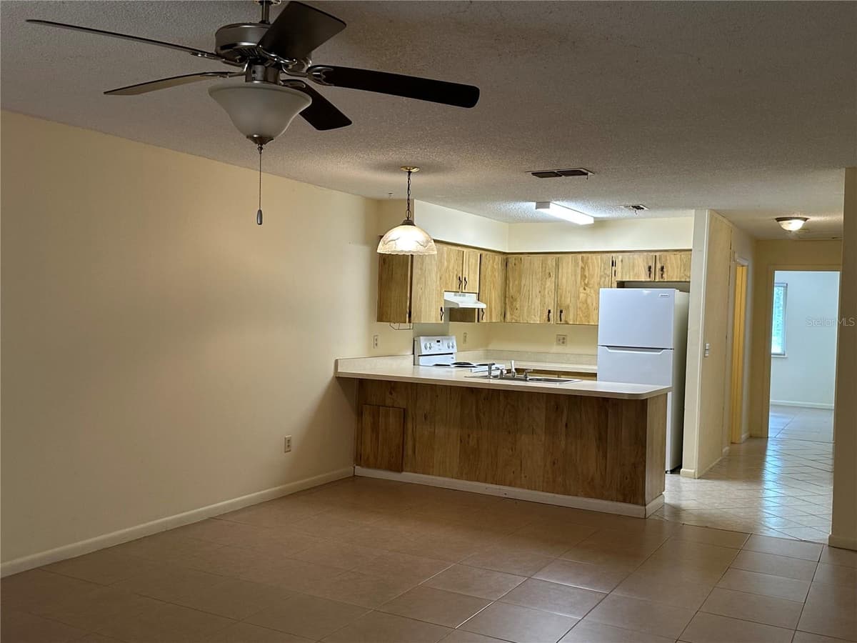 54 FOREST ROAD — photo 6 of 20