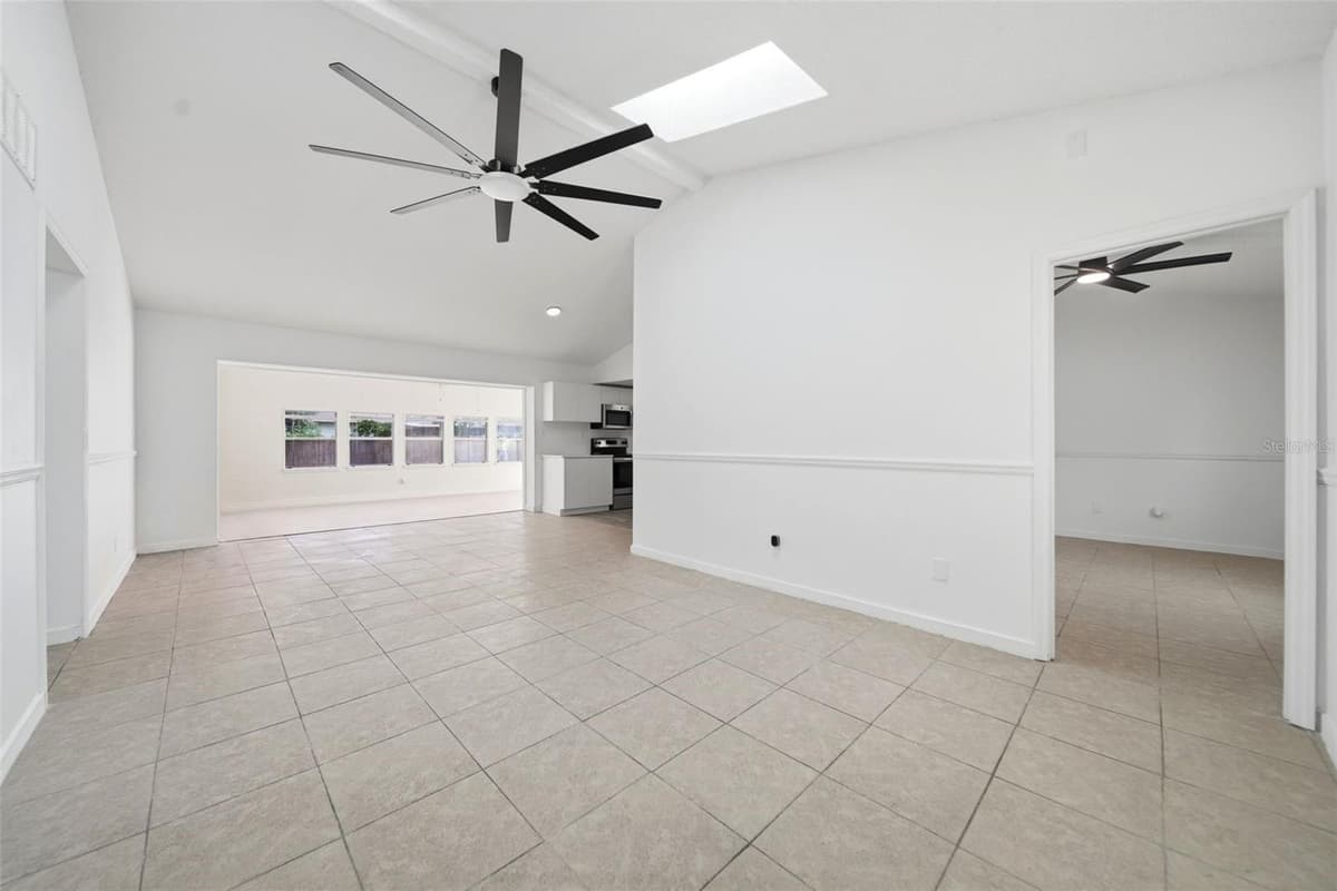 6113 BEAUMONT AVENUE — photo 3 of 27