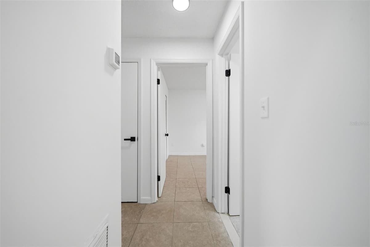 6113 BEAUMONT AVENUE — photo 17 of 27