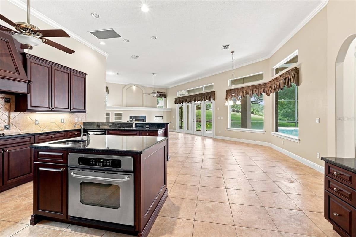 17535 COBBLESTONE LANE — photo 12 of 47