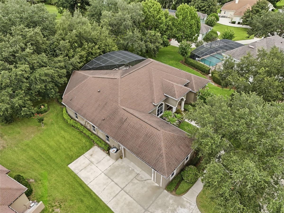 17535 COBBLESTONE LANE — photo 40 of 47