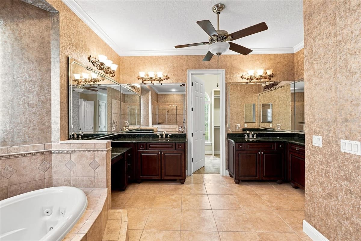 17535 COBBLESTONE LANE — photo 32 of 47