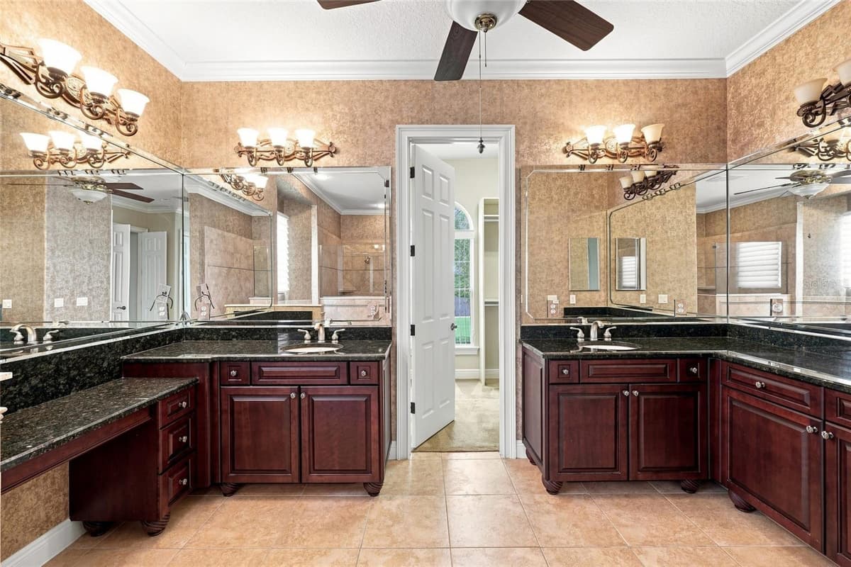 17535 COBBLESTONE LANE — photo 33 of 47