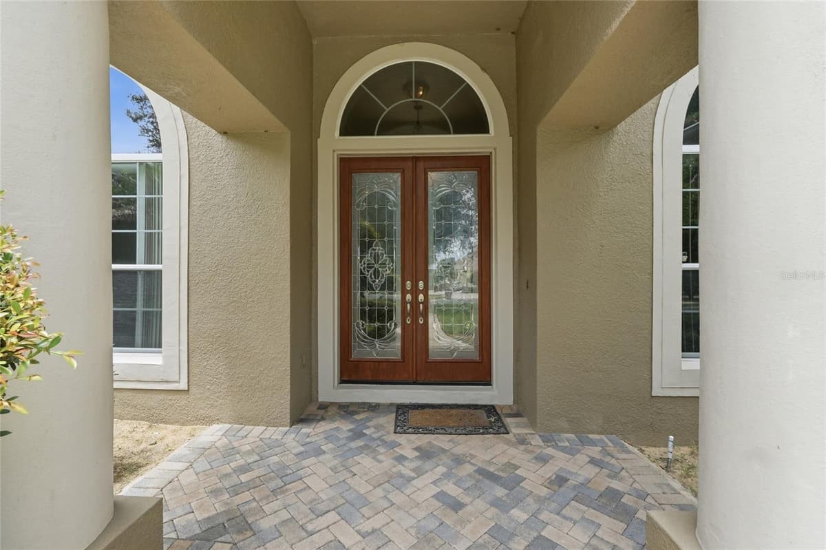 17535 COBBLESTONE LANE — photo 6 of 47